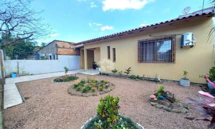 Casa 2 dormitórios, 1 banheiro, 6 vagas 100m² Niterói/ Canoas