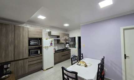 Sobrado 167m² 4 dormitórios 4 vagas no Bairro Mathias Velho/entro em Canoas