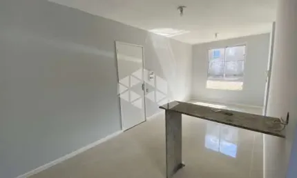 Apartamento 2 Quartos,1 Banheiro e vaga de garagem no Fátima.