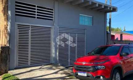 Casa com 3 quartos, 3 vagas a venda no bairro Primavera, Esteio/RS