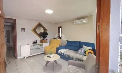 Residencia terrea com 3 dormitórios, 3 banheiro, e edicula com mais 02  dormitorios na Estancia Velha em Canoas