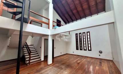Casa sobrado 4 dormitórios 1 suíte bairro Marechal Rondon Canoas