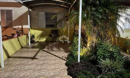 Casa em condomínio com 2 Quartos,  49m² Bairro Mato Grande