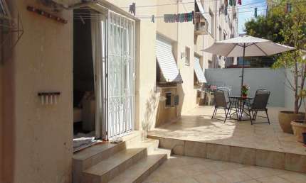 Apartamento gardem de 2 quartos no bairro Santana próximo ao Instituto de Cardiologia e Av. Ipiranga, Bento Gonçalves e Azenha