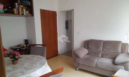 Apartamento de 2 quartos com elevador e vaga  no Bairro Santo Antônio próximo a ESPM