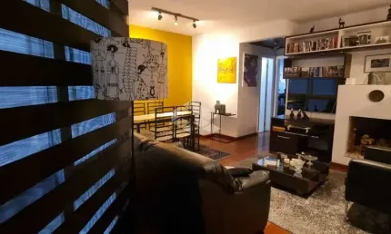 Apartamento 2 dormitórios com garagem no Bom Fim próximo da Santa Casa, Colégio Rosário e Redenção