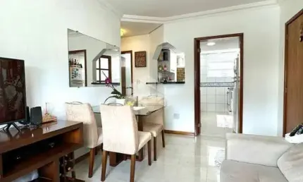 Apartamento mobiliado de 2 quartos  no bairro Higienópolis próximo ao Zaffari  e Bourbon Assis Brasil.