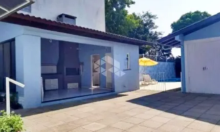 Casa à venda , com 3 dormitórios/quartos, 4 vagas/box, no Bairro Medianeira