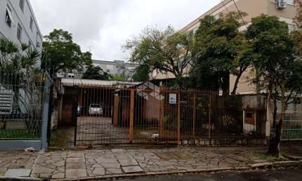 Depósito, terreno de 350m²,  estacionamento,  perto Assis Brasil, segurança, zona norte, Sarandi