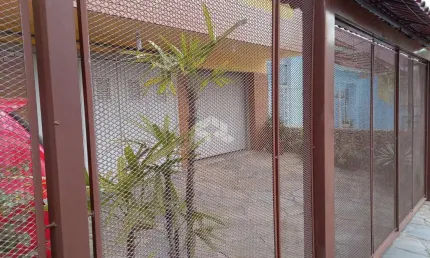 Apartamento com 2 quartos à venda na Rua Cristóvão Pereira, 391, Passo da Areia, Porto Alegre
