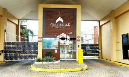 Casa no condiminio Ville Estile no Bairro Vila Nova