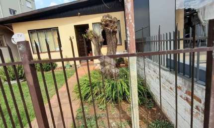 Casa com 2 quartos à venda na Julio De Castilhos, 802, Santa Terezinha, Vacaria