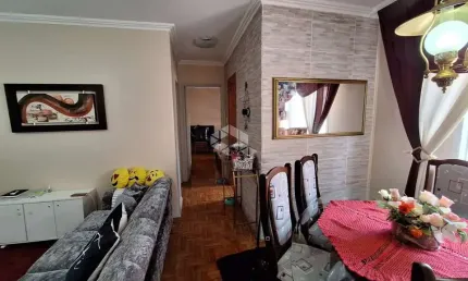 Lindo apartamento à venda reformado com bom gosto de dois dormitorios, bem localizado no Jardim Leopoldina.