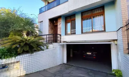 Casa com 3 quartos à venda na Rua Filipinas, 140, Jardim Lindóia, Porto Alegre