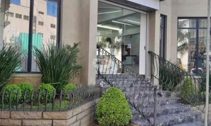 Sala comercial com mais de trezentos metros quadrados em Vacaria