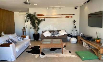 Apartamento mobiliado em Morumbi com 143m² e 2 vagas na garagem
