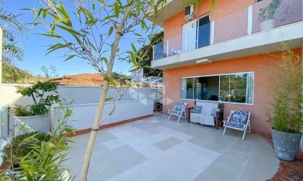 Casa à venda no bairro Jardim Paulista em Atibaia, localização privilegiada.