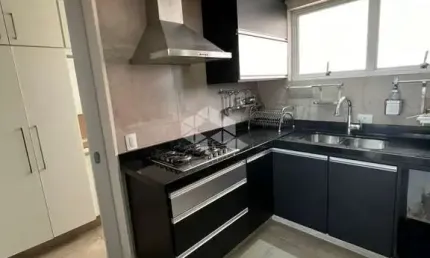 Apartamento à venda com 2 quartos, sendo 1 suíte, e 3 banheiros no total próximoparaíso a estação paraiso