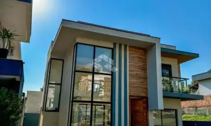 Casa em condomínio fechado em atibaia de 177m² com 3 suítes e piscina