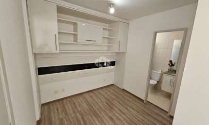 Apartamento com 1 dormitorio 1 vaga coberta e permissão de animais