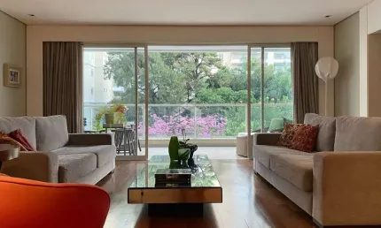 Apartamento charmoso e aconchegante com excelente localização.