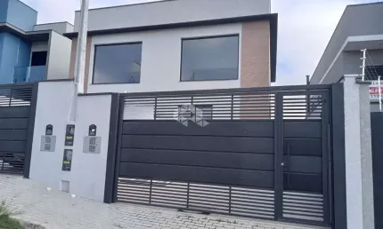 Lindo casa térrea, excelente localização, vista para pedra grande, 3 suítes, para vender por r$ 1.050.000,00!