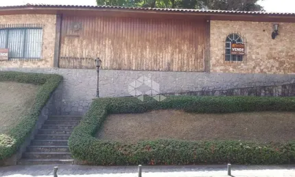 Casa com 6 quartos à venda na Rua Doutor Solon Fernandes, 280, Vila Rosália, Guarulhos