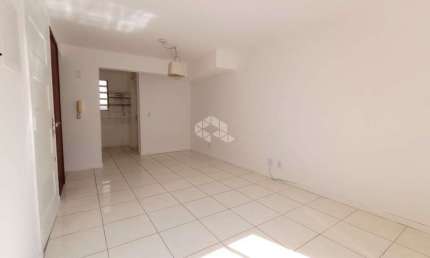 Apartamento 4 Dormitorios e 2 Vagas de Garagem no Bairro Humaita, em Porto Alegre
