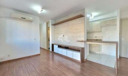 Apartamento 3 dormitórios 1 Vaga de garagem no bairro Humaita, em Porto Alegre