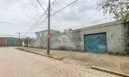 Prédio Comercial no Bairro Navegantes em Porto Alegre