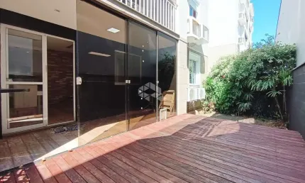Apartamento de 2 dormitórios no Bairro Humaitá em Porto Alegre