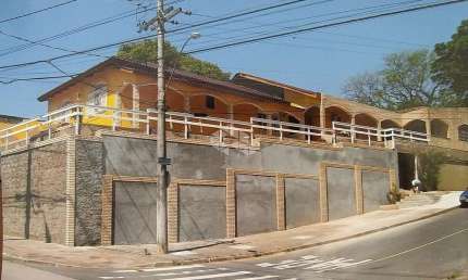 casa de 7 dormitorios no Bairro Glória, Porto Alegre