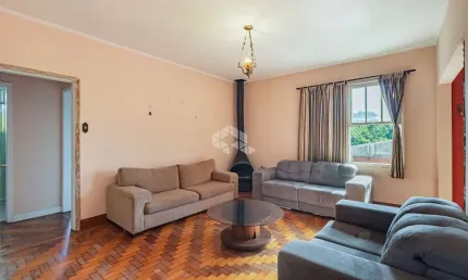 Apartamento de 3 Dormitorios no Bairro São Geraldo, Porto Alegre