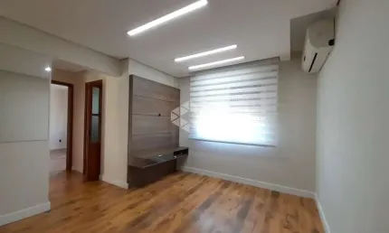 Apartamento 2 dormitórios, semimobiliado, no bairro Jardim Lindóia, em Porto Alegre. Aceita financiamento e FGTS.