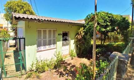 Terreno à venda na Rua Juruá, 3441, Jardim São Pedro, Porto Alegre