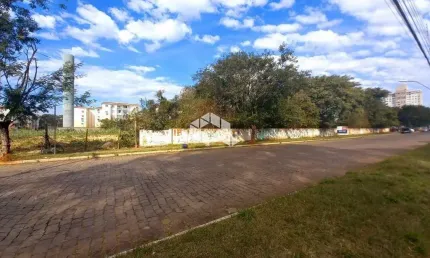 Terreno  no bairro Humaitá em Porto Alegre com 2.050 m2