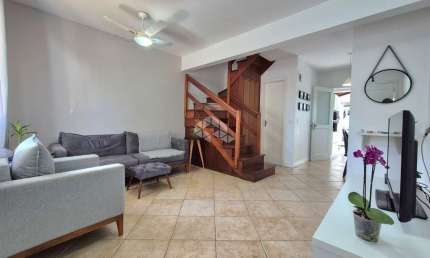 Casa, 3 dormitórios, em condomínio, com vaga dupla, com infra completa!