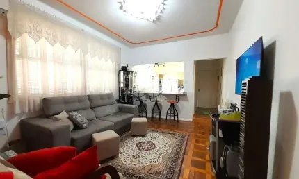 Apartamento 3 dormitórios, reformado, sacada, no bairro São Geraldo, em Porto Alegre. Aceita financiamento e FGTS.