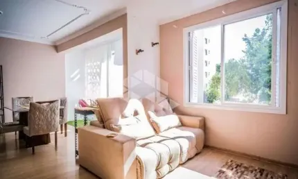 Apartamento 2 dormitórios no Bairro São João em Porto Alegre