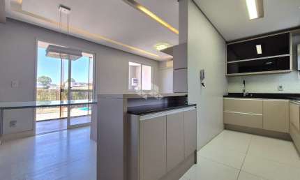 Apartamento de 2 dormitórios no Bairro Humaitá em Porto Alegre