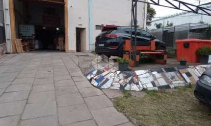 Pavilhão de 713,20 m² no Bairro São Sebastião em Porto Alegre