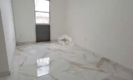 Apartamento com 2 dormitórios no bairro Humaitá em Porto Alegre!