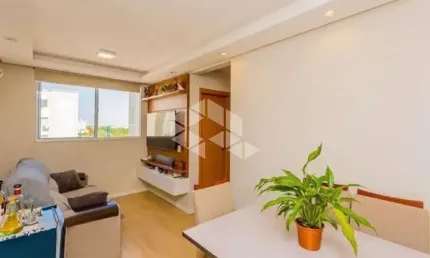 Apartamento de 2 Dormitórios e 1 Vaga de Garagem  no Bairro Humaitá, em Porto Alegre