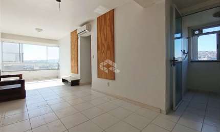 Apartamento 2 dormitórios andar alto, elevador, vista livre, vaga coberta, no bairro Cristal
