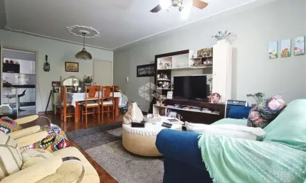 Apartamento de 2 dormitórios dependência de empregada, vaga coberta, no centro de canoas