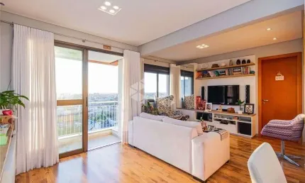 Apartamento de 3 dormitórios e 2 vagas a venda em Porto Alegre!