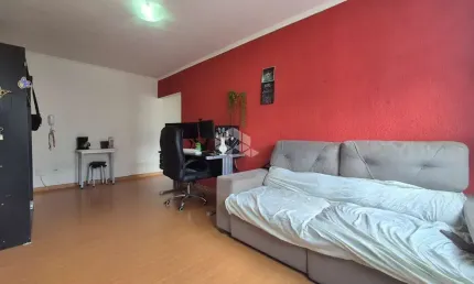 Apartamento de 1 dormitório, no bairro Humaitá, em Porto Alegre.