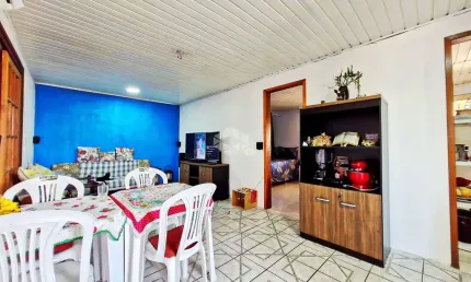 Casa com 4 dormitórios no bairro farrapos em porto alegre.