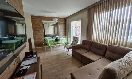 apartamento de 3 dormitórios, sendo 1 suíte, localizado no bairro Humaitá, em Porto Alegre