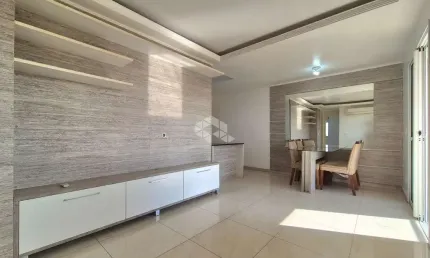 Apartamento 2 dormitórios, 1 vaga de garagem, sacada com churrasqueira, no Bairro Humaita, Porto Alegre